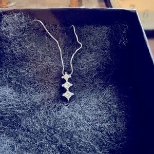 1/2ct white gold princess cut necklace